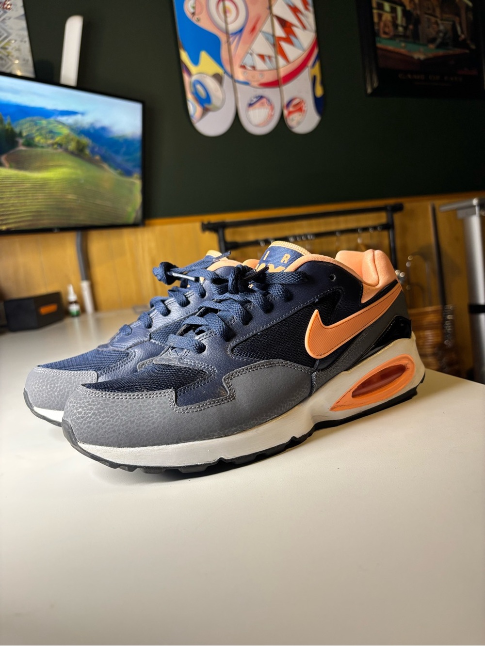 Nike WOMEN'S Air Max ST SIZE 9